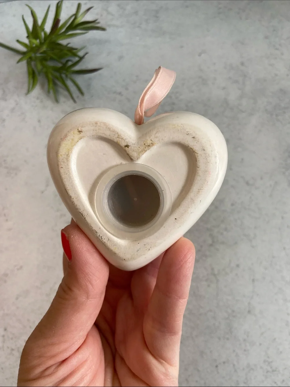 Vintage Ceramic Floral Heart Hanging Potpourri Holder Fragrance Diffuser Cottage